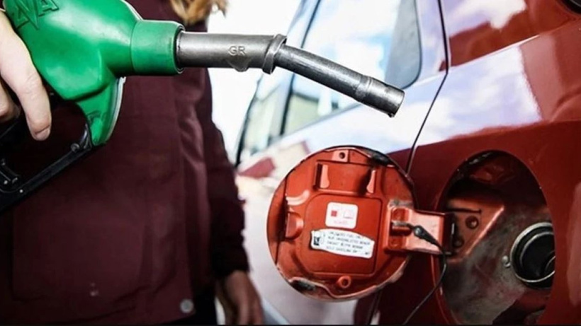 Benzine zam tabelaya yansıdı. İşte bugünkü fiyatlar