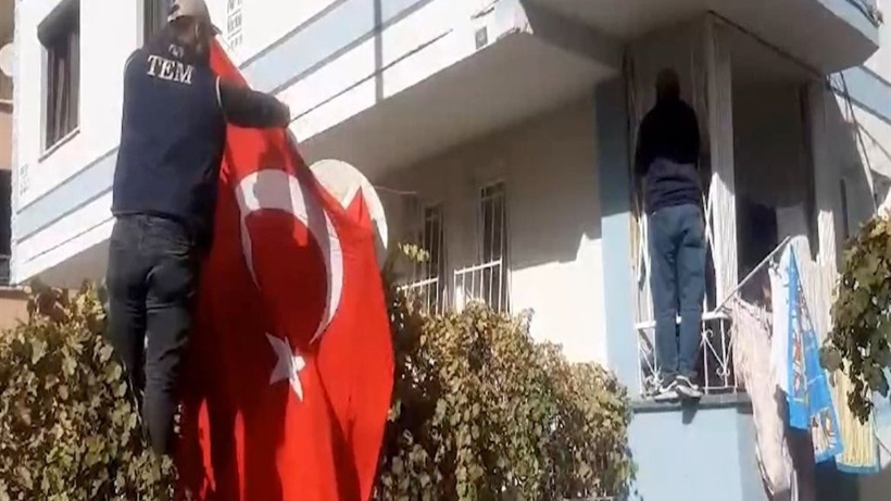Türk bayrağına zarar verildiği ihbar edildi. Gerçek bambaşka çıktı