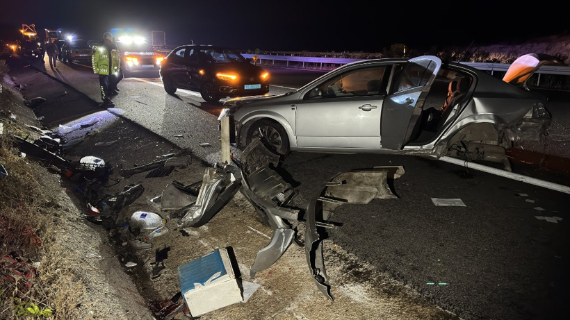 İzmir otoyolunda feci kaza: 1 kişi öldü 9 kişi yaralandı