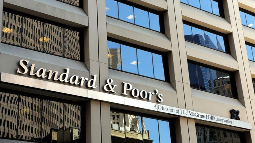 S&P Türkiye'nin kredi notunu yükseltti