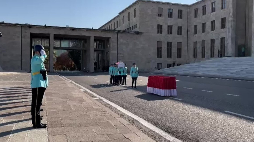 Eski CHP İstanbul Milletvekili Çengel için TBMM'de cenaze töreni düzenlendi