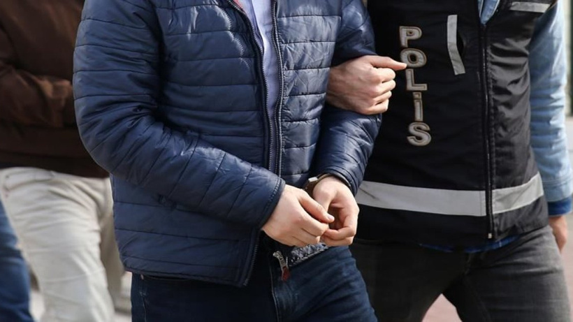 İstanbul'da otomobil hırsızlığından yakalanan 2 zanlı tutuklandı