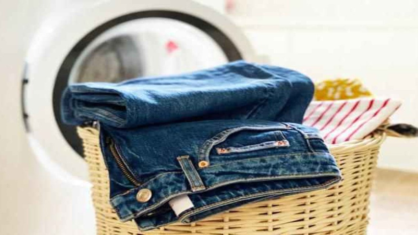 Rengini korumak için kot pantolon nasıl doğru şekilde yıkanır?