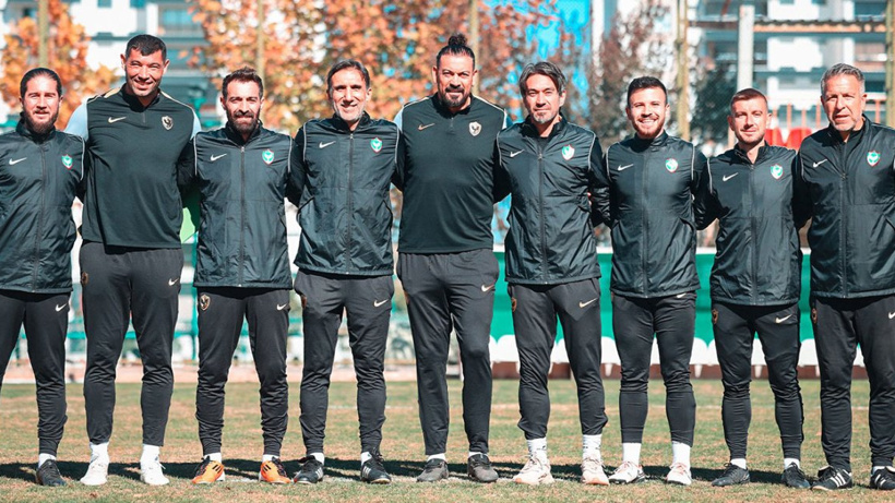Servet Çetin ekibini kurdu. Amedspor müjdeyi duyurdu