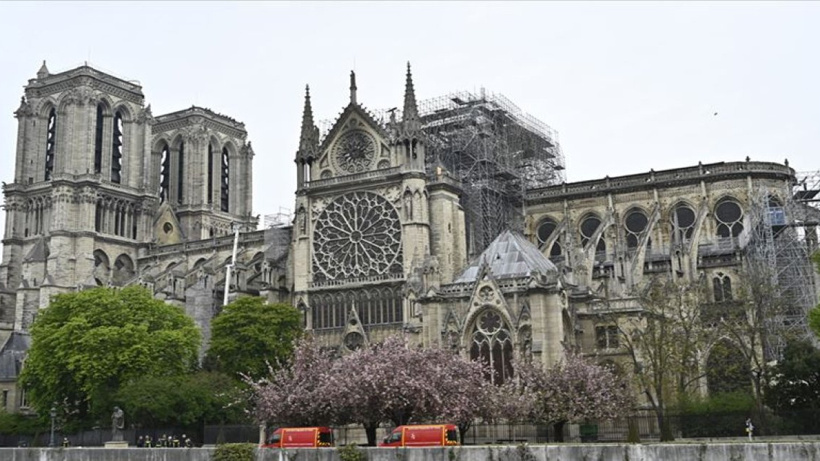 Notre Dame 5 yıl sonra kapılarını açtı