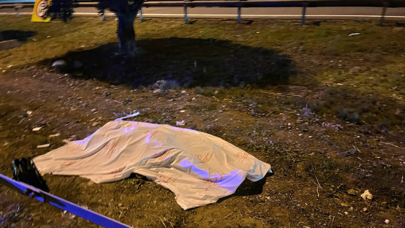 Karşıdan karşıya geçmek isteyen kadın hayatını kaybetti