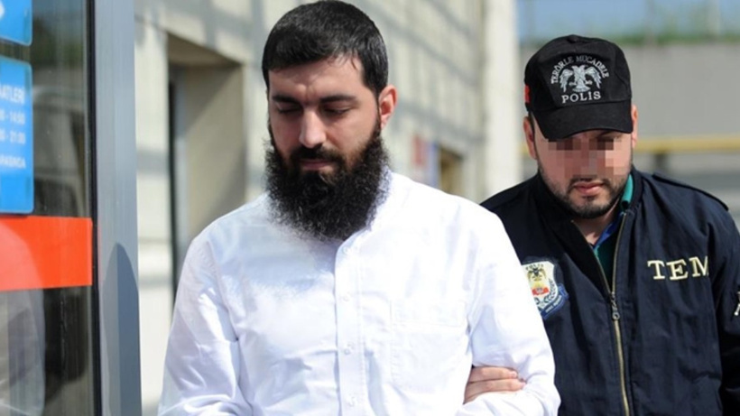 Akit IŞİD mahkumu Halis Bayancuk'u canlı yayına çıkardı