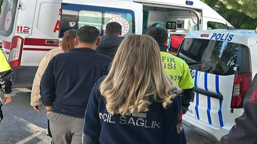 Lisede bıçaklı kavga. 5 yaralı var