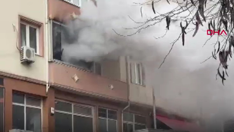Çorlu'da ev yangını büyümeden söndürüldü