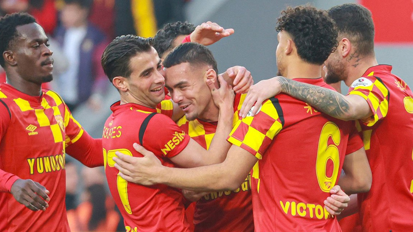 Göztepe evinde geleneğe devam etti