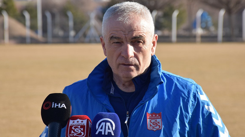 Rıza Çalımbay'dan Manaj ve Simic açıklaması