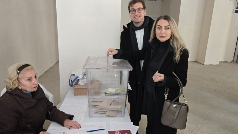Dilek İmamoğlu ön seçim oyunu kullandı