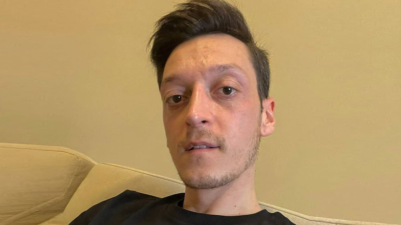 Mesut Özil de paylaşım yaptı