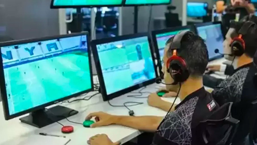 Beşiktaş Galatasaray derbisinin VAR hakemi açıklandı