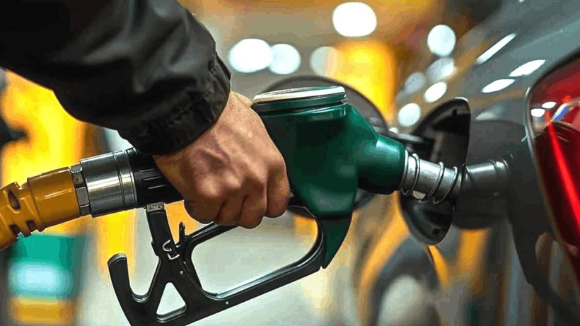 Benzine gece yarısı zammı: Tabelalar yeniden değişti