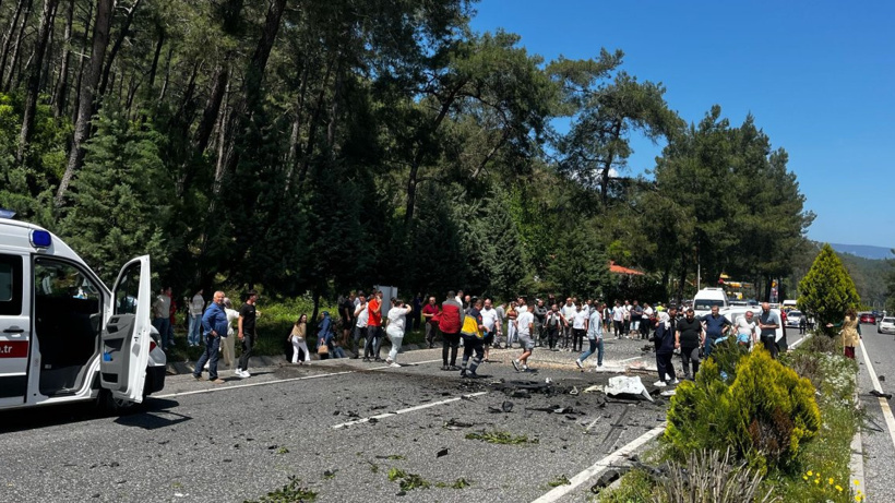 Marmaris'te zincirleme trafik kazası: 2 ölü 2 yaralı