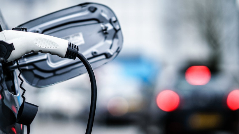 Otomotiv devinden Çin'e çıkarma: Elektrikli araçta onlara güvendi