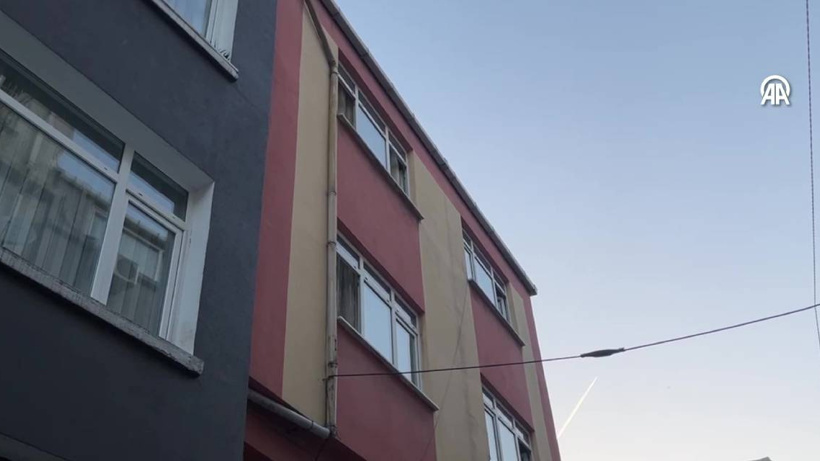 Beyoğlu'nda tartıştığı kardeşini öldürüp kendi canına kıydı