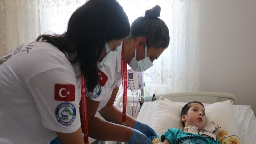 Yaşama şansı yüzde 1 olan Arda, mücadeleyi kazandı