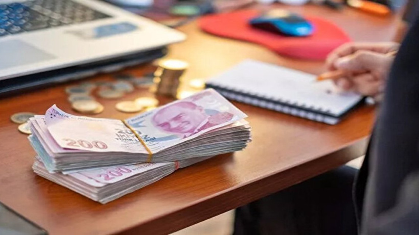 En düşük maaş 40 bin lira oldu: 8 bin TL de refah payı eklendi