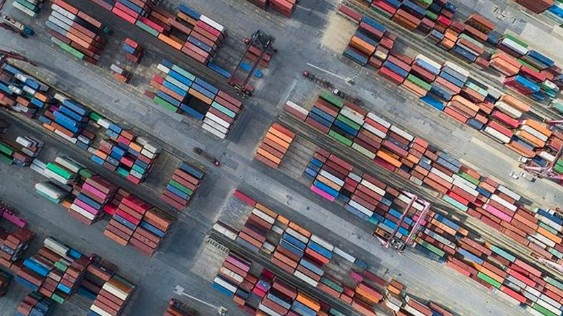 Türkiye'nin komşularına ihracatı yılın ilk yarısında 13,3 milyar dolara ulaştı