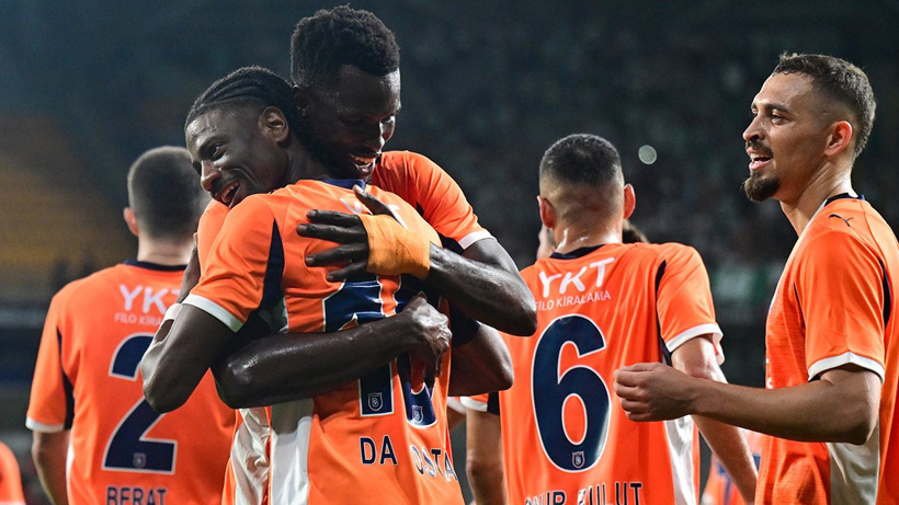 Başakşehir farklı turladı