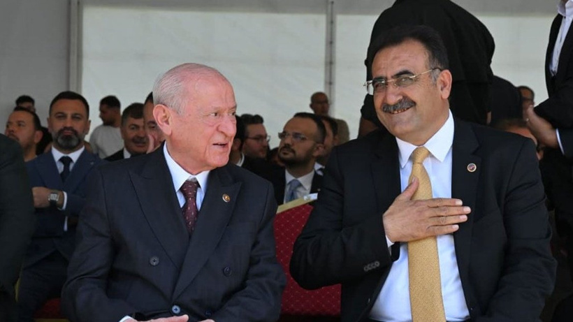 Bahçeli'den DEM Partili başkana davet
