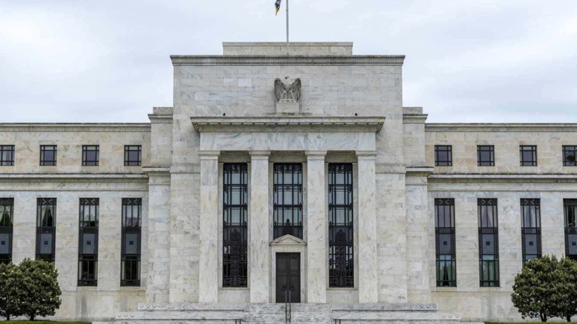 Fed ve Beyaz Saray arasında tarihi çekişme: Kovulan yönetici Trump'a dava açtı
