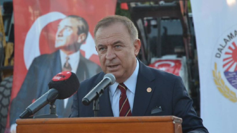 CHP'li Zeybek: 'Belediyeleri silkeleyin' dedi ve hukuksuzluklar başladı