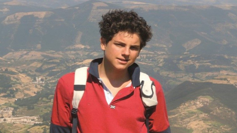 Papa resmen duyurdu: 15 yaşındaki çocuk "aziz" ilan edildi