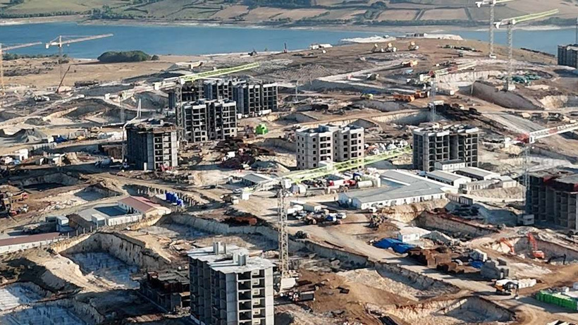 AKP'li belediye Kanal İstanbul güzergahında 1 yılda 115 taşınmaz sattı!