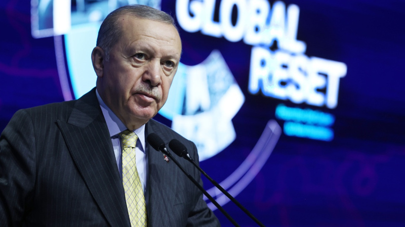 Erdoğan'dan dijital platformalara tepki: Sapkın akımlar özendiriliyor
