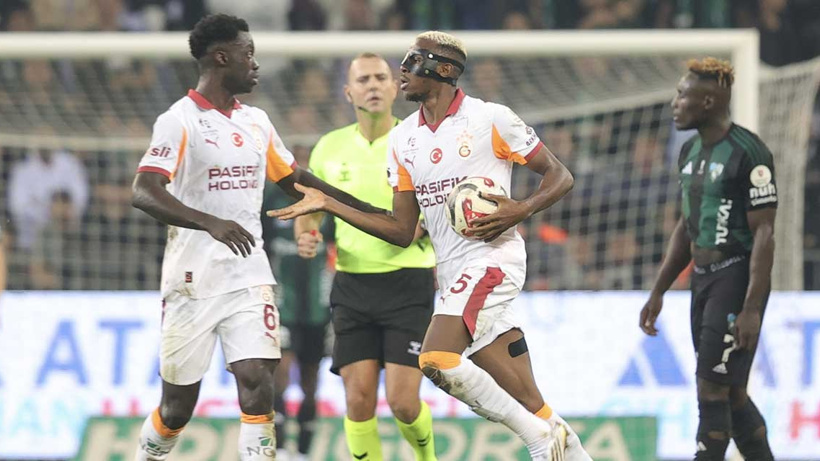 Victor Osimhen iptal edilen golü için sadece 4 kelime kullandı