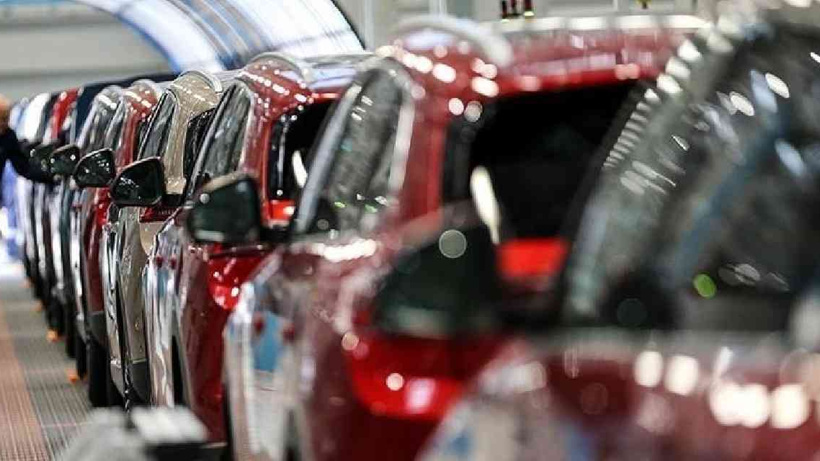 Otomotivde üretim çakıldı, satışlar tam gaz devam
