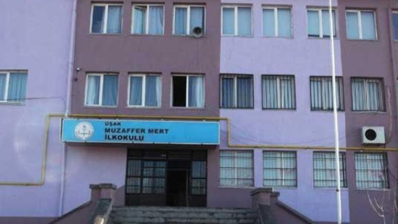 Mesajına beğeni atmayan öğretmenlere işlem yapmıştı: O okul müdürü görevden alındı