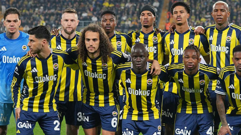 Fenerbahçe'de sakatlık şoku: Yıldız futbolcu maça devam edemedi