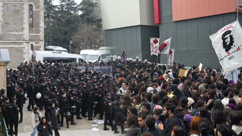 Boğaziçi kayyumu 32 yıllık festivali iptal etti!