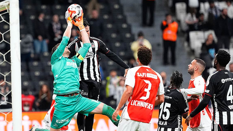 Beşiktaş sahasında Fatih Karagümrük'le berabere kaldı