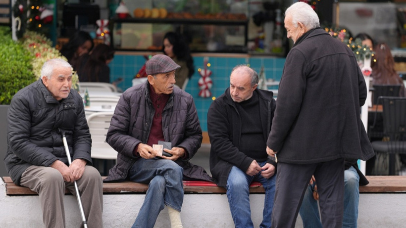 Emekliye zam için 1 milyon imza kampanyası başlatıldı