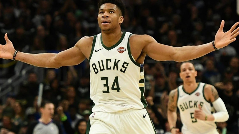 NBA'de yılın savunma oyuncusu Giannis Antetokounmpo