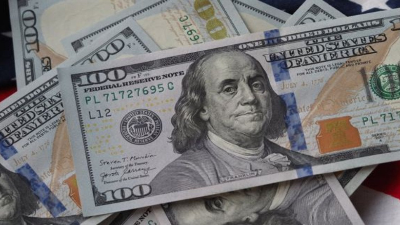 Dolar 8.48, euro ise 10.27'yi gördü