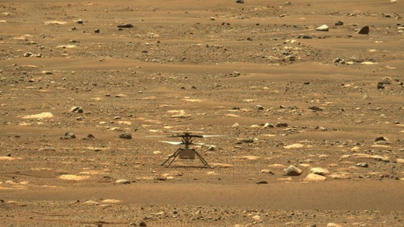 Mars'ın havadan çekilen ilk renkli fotoğrafları gönderildi