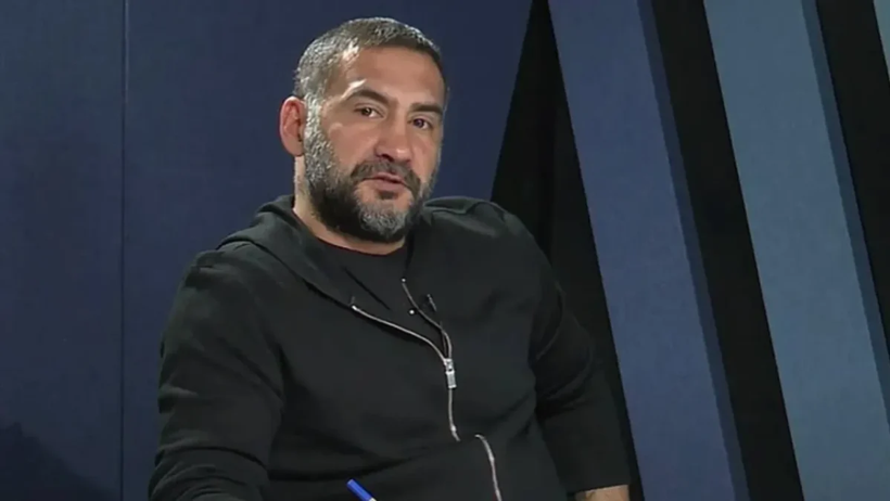 Okan Buruk'a uyarı: Boyu çok kısa - Resim : 2