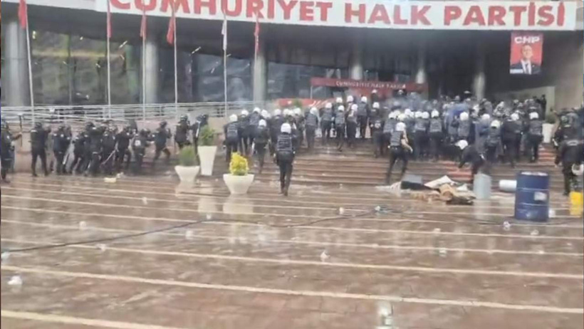 Kılıçdaroğlu polis baskınından rahatsız olmuş: Dilekçeyi kendisi vermişti - Resim : 4