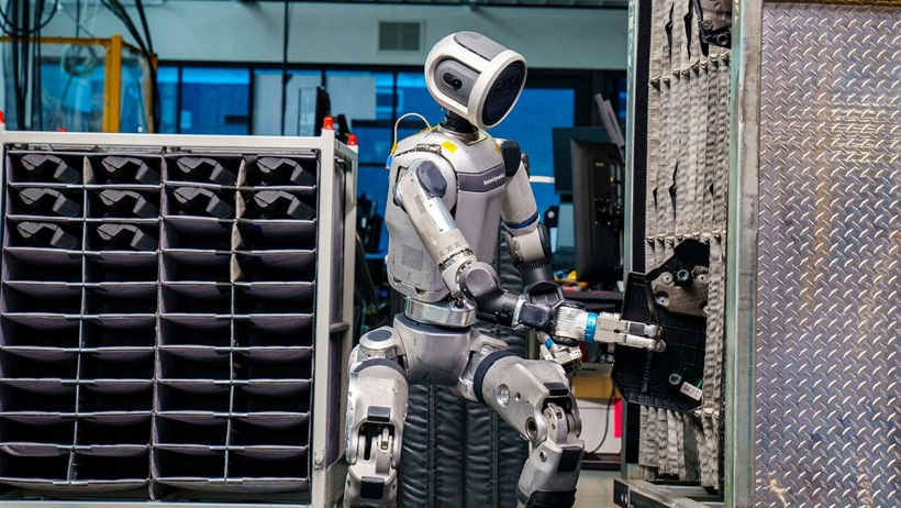 Kore'li otomotiv devi 25 bin robot işçiyi fabrikasına yerleştiriyor - Resim : 4