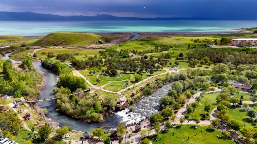 Doğu'nun en büyük göçünü 40 bin kişi izledi - Resim : 3