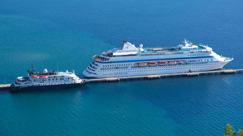 Nisanda gelen kruvaziyer yolcusu ilk 3 ayı geride bıraktı: Türkiye'ye 103 bin 896 turist geldi - Resim : 2