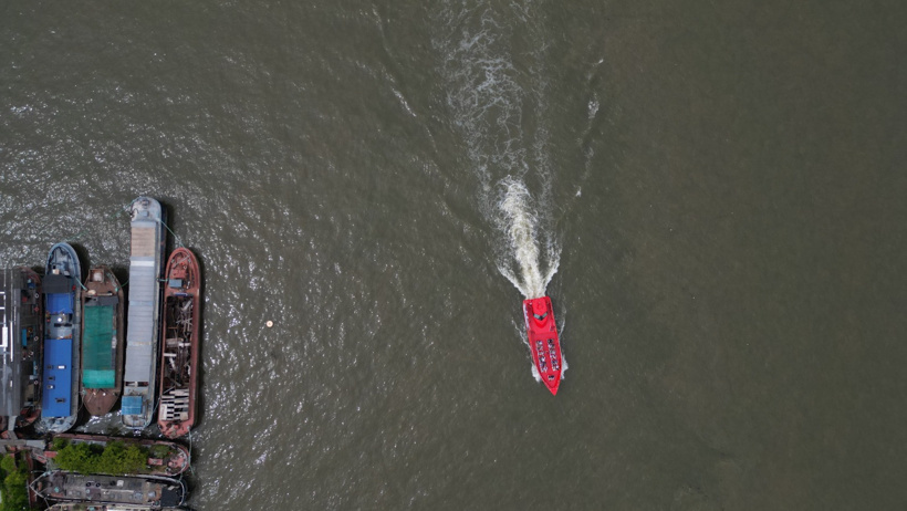 Ünlü Thames Nehri'nin rengi değişti - Resim : 3