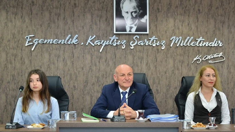 Kemalistlere yönelik hakaret paylaşımı meclisi karıştırmıştı: AKP’li meclis üyesi istifa etti - Resim : 3