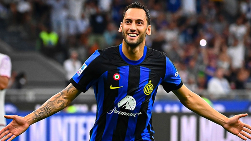 Hakan Safi milli futbolcuyla anlaştı: Seçim öncesi son sürprizini yaptı - Resim : 1
